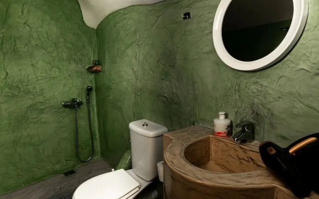 Argyro's Gaia Cozy Traditional Cave