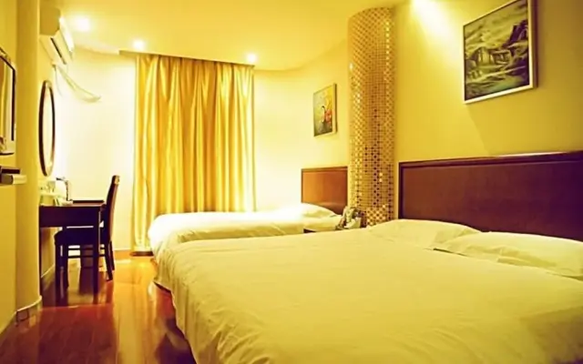 GreenTree Inn Lianyungang Ganyu South Station Express Hotel