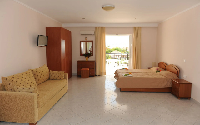 Jenny Hotel