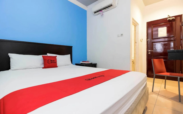 RedDoorz near Palembang Icon Mall