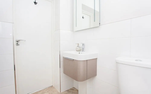 3 Bedroom Marylebone Ground Floor Flat