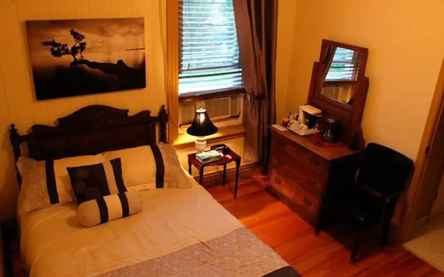 Auberge La Coulee Douce