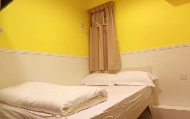 ColorZ Hostel