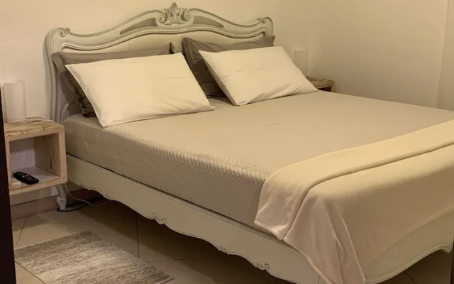 B&B Beauty House
