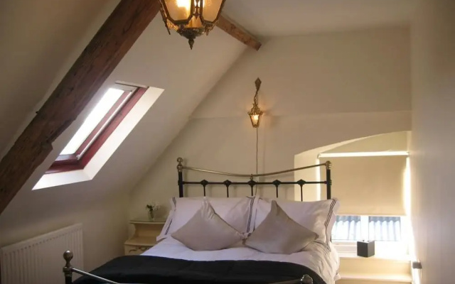 Olde Hall