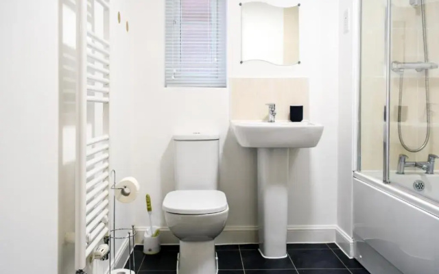 1 Bedroom Apartment Leamington Spa Hosted By Golden Key