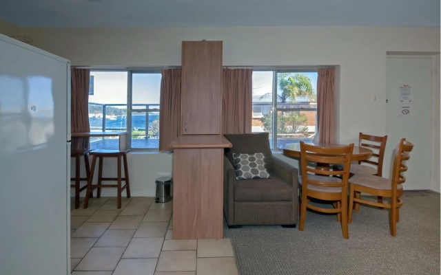 Blue Vista, Unit 7/13 Victoria Parade