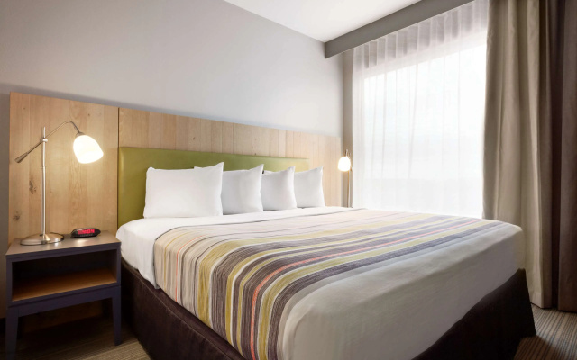 Country Inn & Suites by Radisson, York, PA