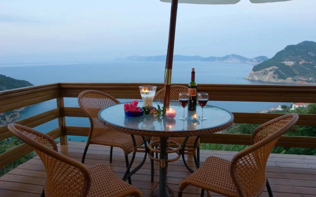 Stolios Skopelos - Urania Split Level Nest
