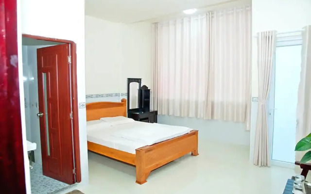 Nha Nghi Thoai Chau 3
