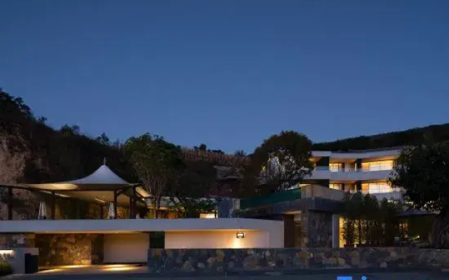 Arcadia·anyin qingshan hotel