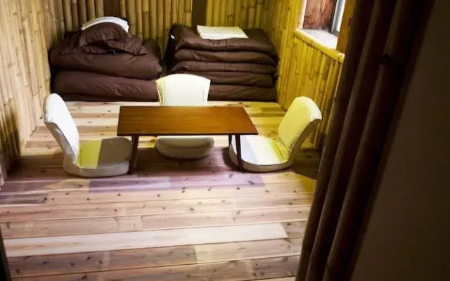 WORLDTRECK DINER & GUESTHOUSE - Pise - Hostel