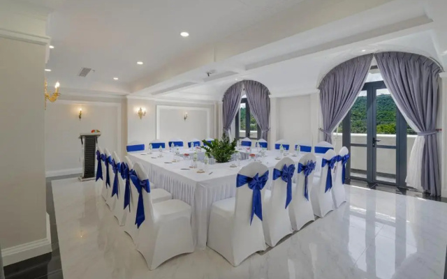 Отель AVS Hotel Phu Quoc