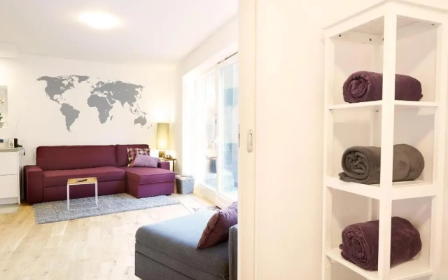 Lovely Garden Flat near Royal Park