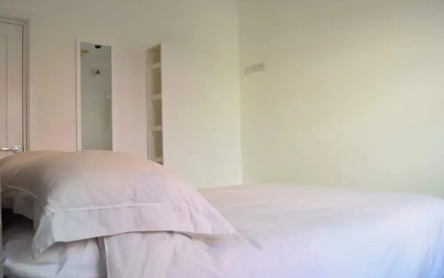 Modern 1 Bedroom Apartment in Shoreditch