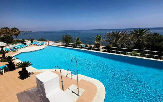 Sinfonia Del Mar Apartment