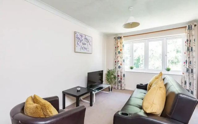 Clarence Suite - Cozy 1BR With Parking in Chatham