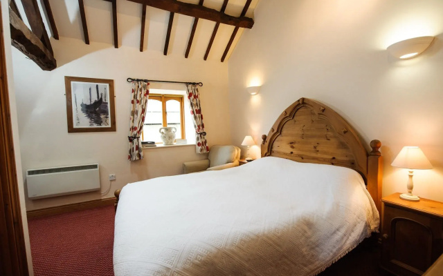 Church Farm Lodge