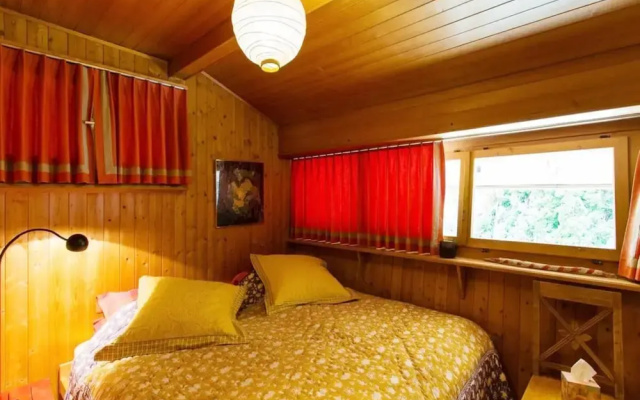 Cosy Chalet With top View