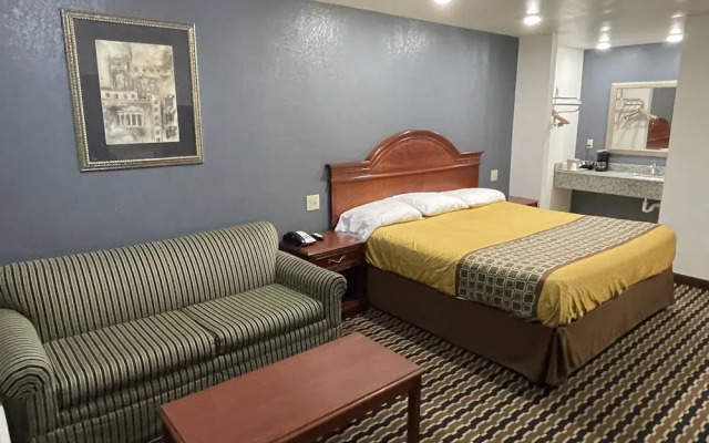Sallisaw Inn