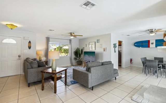 4880 N Banana River