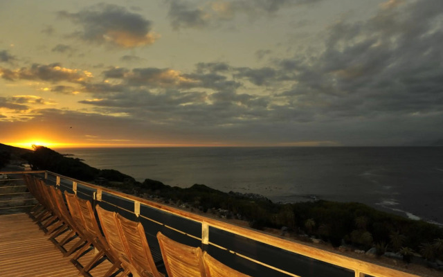 Whalesong Lodge