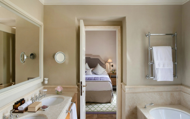 Borgo San Felice Resort
