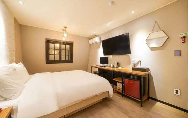 Busan Jaesong-dong Hotel ro