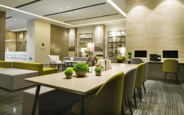 Atour Hotel Binjiang Binwen Road Hangzhou