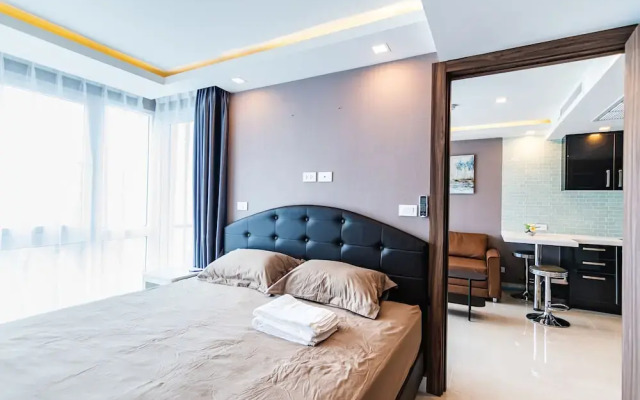 Centara Grand Avenue by Pattaya Holiday