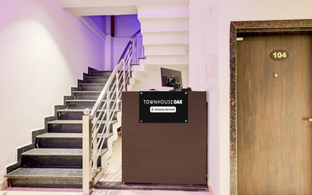 Super Townhouse Oak Kanpur
