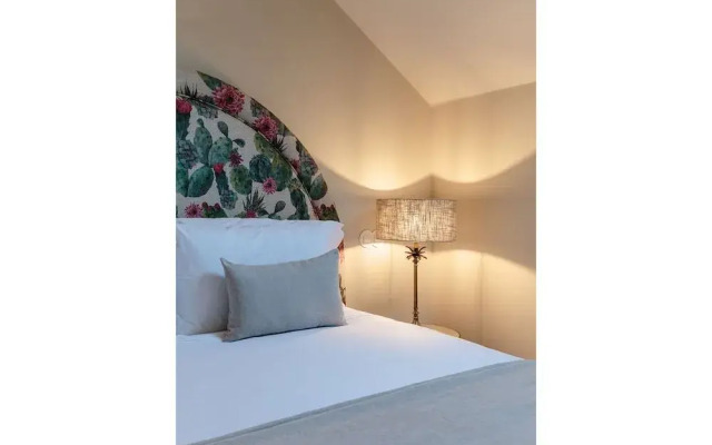 Dear Lisbon -Valmor Palace