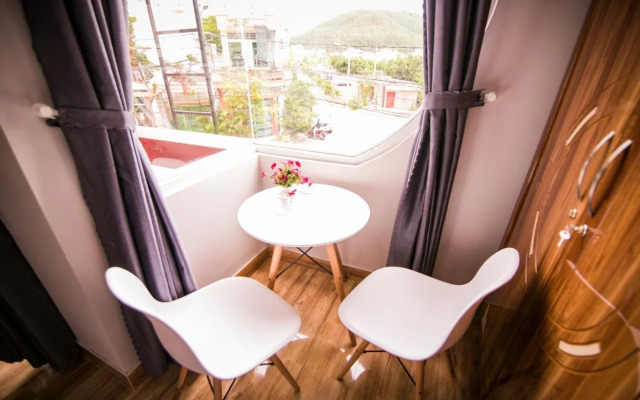 Venus Hotel 2