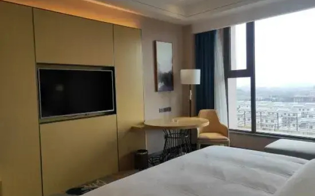 Venus Royal Hotel(Yijinhuoluo Flag Olympic Store)