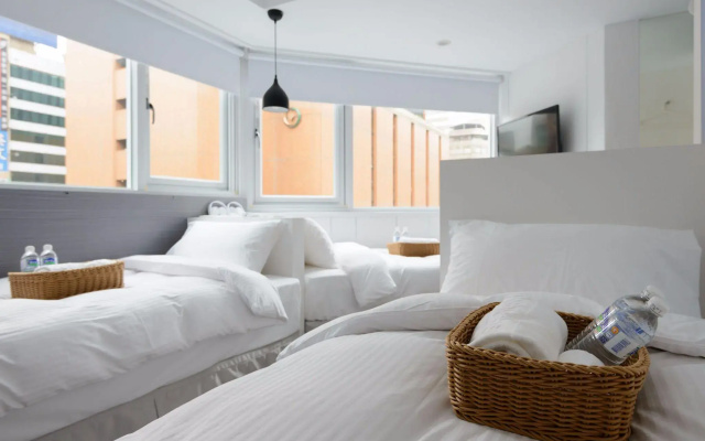 Poshpacker Hotel