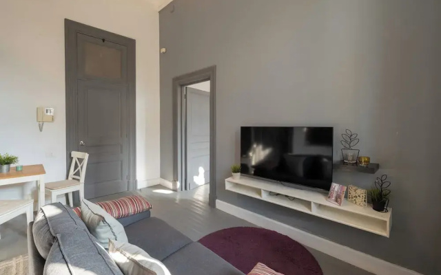 Grey l studio apartments Corniche Alexandria Little Venice