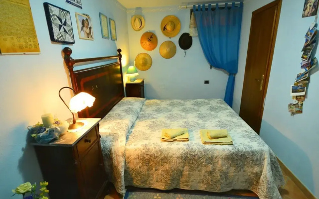 Cozy Holiday Home with a Jacuzzi in Montopoli
