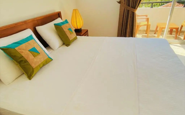Srimadis Villa near Airport / Negombo