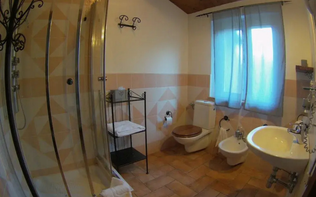 Country House LIsola Che Non C