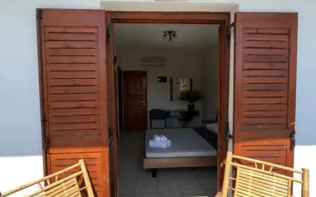 Jimmy's Guest House Skiathos