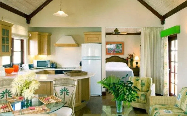 St James Luxury Apartment Hotel Barbados