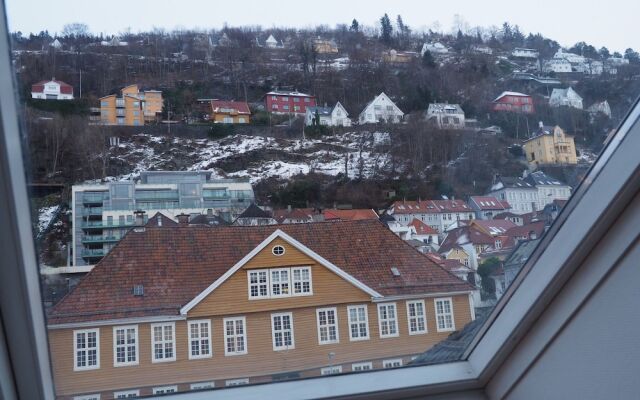Отель Bergen Budget Aparthotel Норвегия, Берген - отзывы, цены и фото номеров - забронировать отель Bergen Budget Aparthotel онлайн вид на фасад