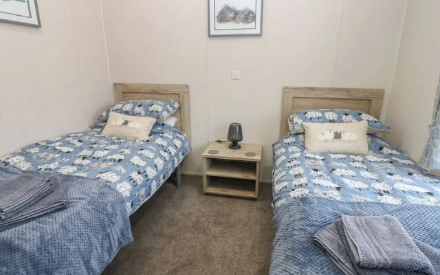 Brocklebank Lodge, 35
