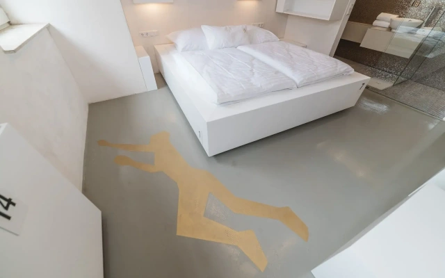 18Arts Hotel - Living in a Gallery!