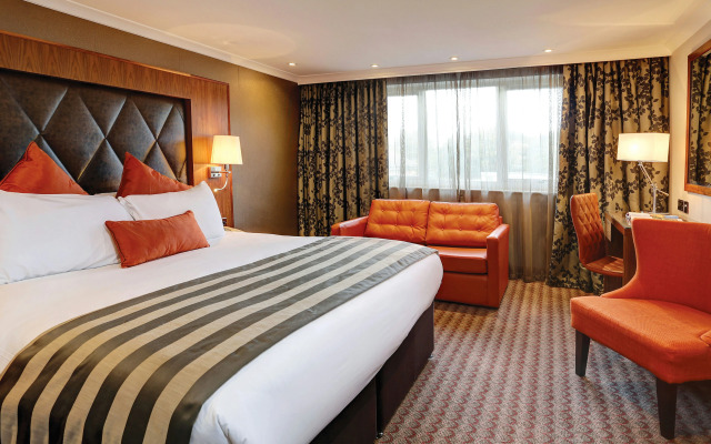 Frensham Pond Country House Hotel & Spa