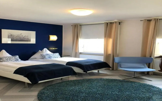 Bensons Hotel