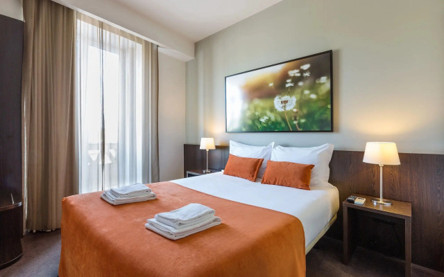 Riversuites
