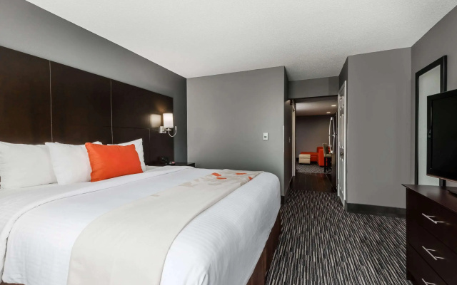 Hawthorn Extended Stay by Wyndham Columbus West