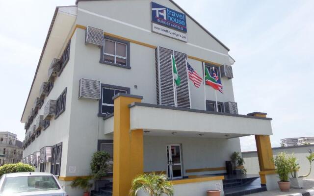 Отель Travel House Lekki вид на фасад