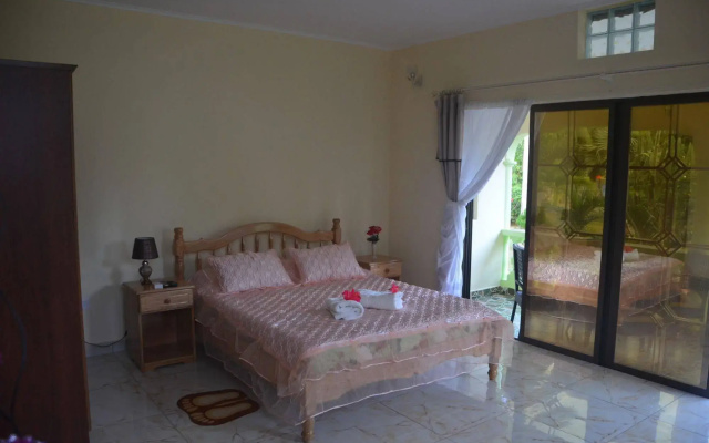 Green Palm Self Catering and Chalets